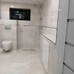 Luxury Private House And Parking Netflix Hotel apartamentowy