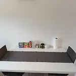 Luxury Private House And Parking Netflix Hotel apartamentowy 4*