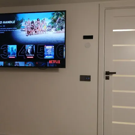 Aparthotel Luxury Private House And Parking Netflix