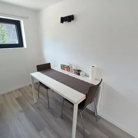 Luxury Private House And Parking Netflix 아파트호텔 타르투