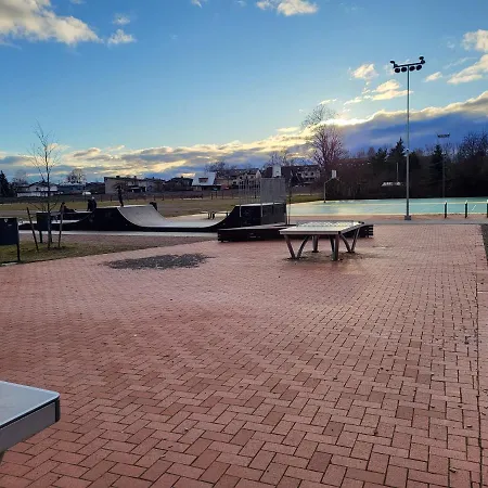 Luxury Private House And Parking Netflix