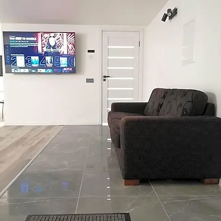 Aparthotel Luxury Private House And Parking Netflix