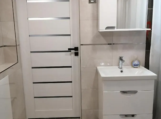 Luxury Private House And Parking Netflix 3*