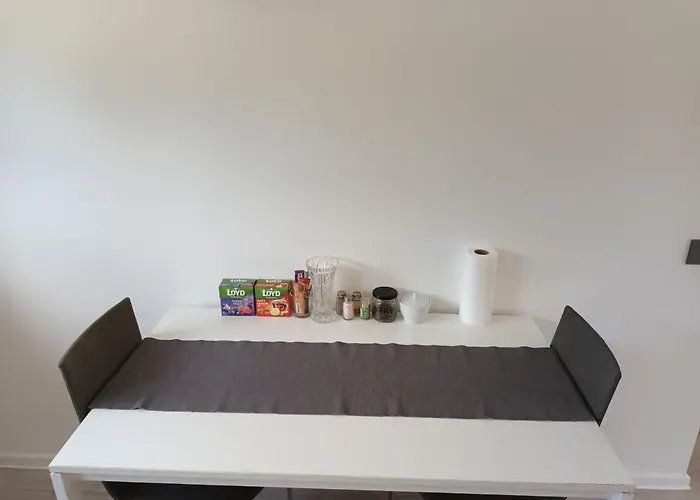 Luxury Private House And Parking Netflix Aparthotel 3*